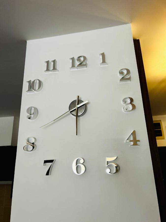 Corvin Boutique Apartment Parking In The Plaza Budapest Ngoại thất bức ảnh